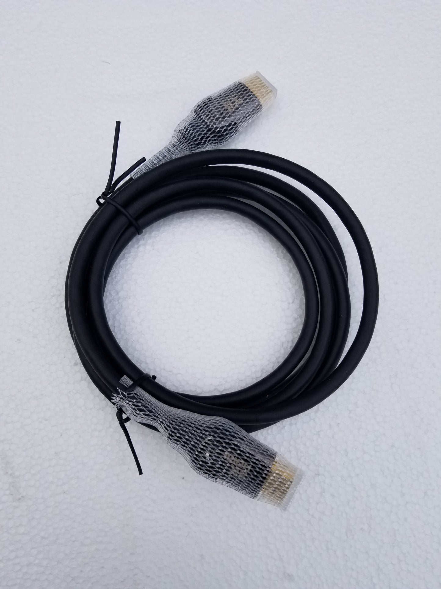 8k hdmi cable 6 FT  48Gbps high speed for Roku TV, Gaming, PC